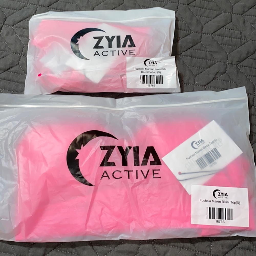 NWT Zyia swimsuit, small, hot pink color